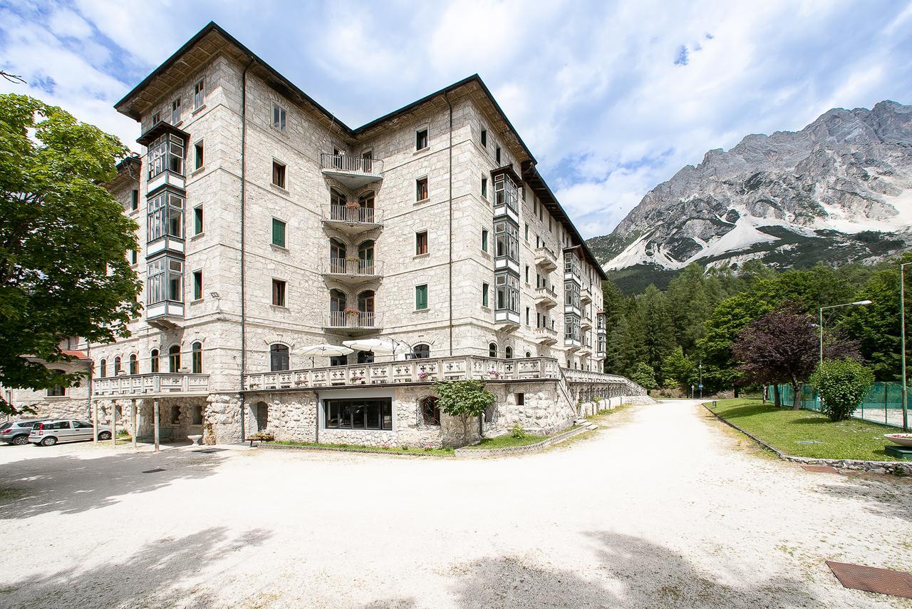 Th Borca Di Cadore - Park Hotel Des Dolomites Екстериор снимка